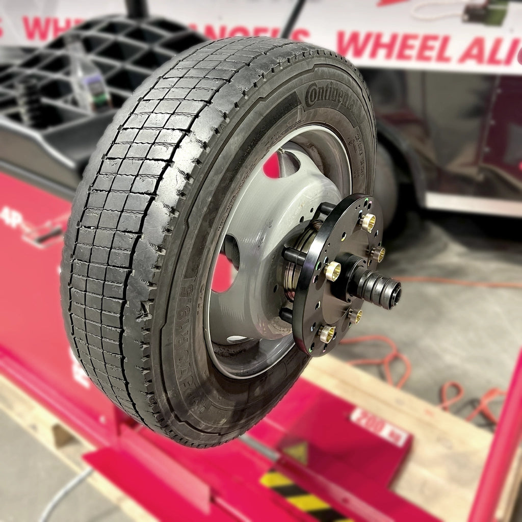 21-MCT-40 MCT Ultra HD system balancing a truck wheel
